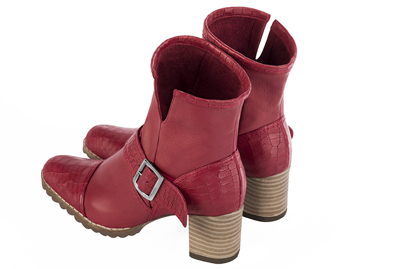 Cardinal red women's ankle boots with buckles on the sides. Round toe. Medium block heels. Rear view - Florence KOOIJMAN